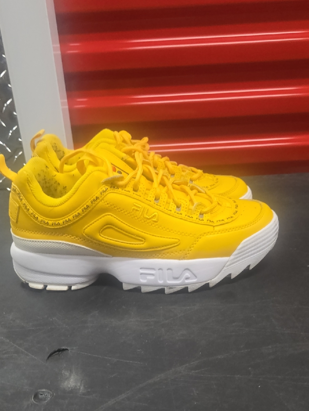 FILA Disruptor II Bright Yellow Sneakers Woman's Size 6.5 ****